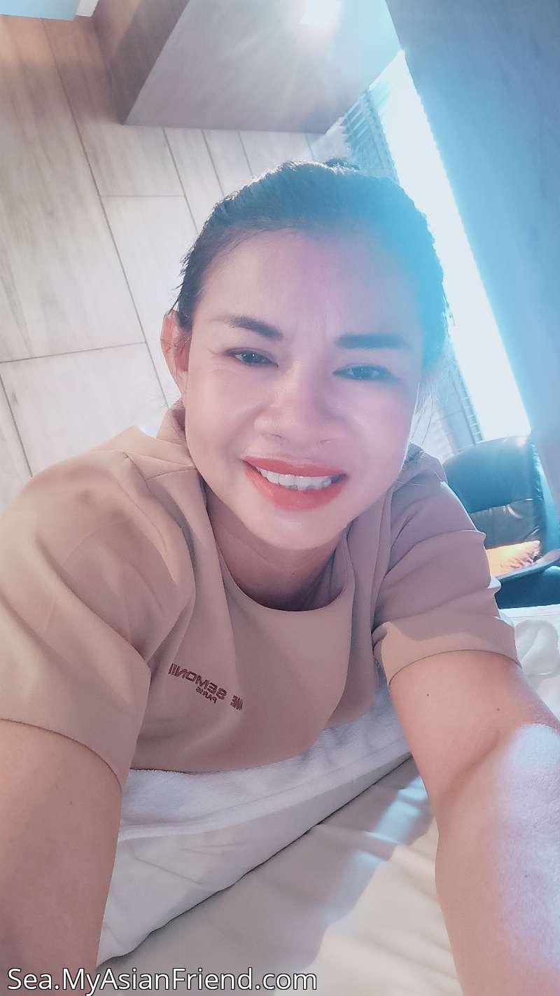 Sea's personal blog photo 1 added Thursday the 20th of November 2025